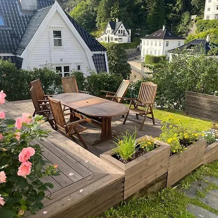 Dinbnb I New High-end Penthouse Apt - Wine, Dine & Views Bergen